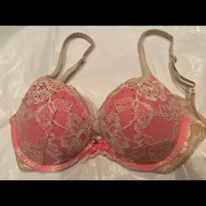 Victoria Secret pink lace 32D bra.  Body by Victoria, padded